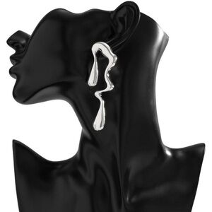 Melted Molten Metal Silver Drippy Drip Drop AP28